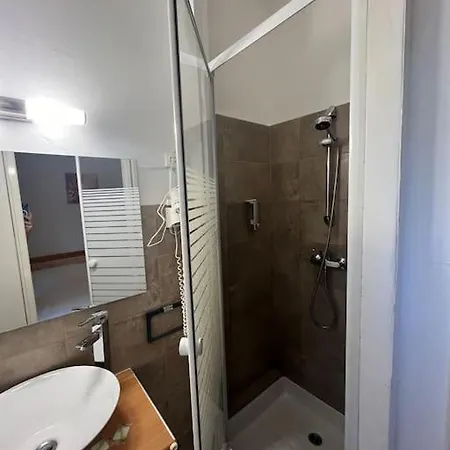 Appartement 2 Chambres Pour 6 Personnes En Residence A La Nuitee Porto  Exterior photo