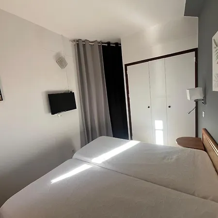 Appartement 2 Chambres Pour 6 Personnes En Residence A La Nuitee Porto  Exterior photo